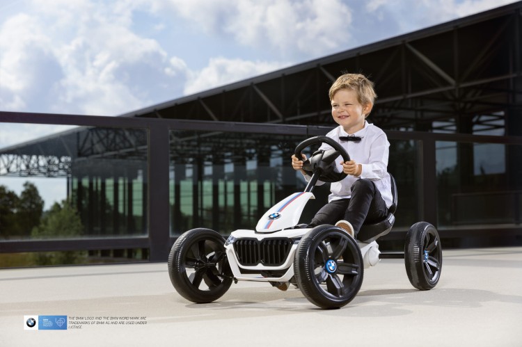 BERG Reppy BMW side + boy 6.jpg