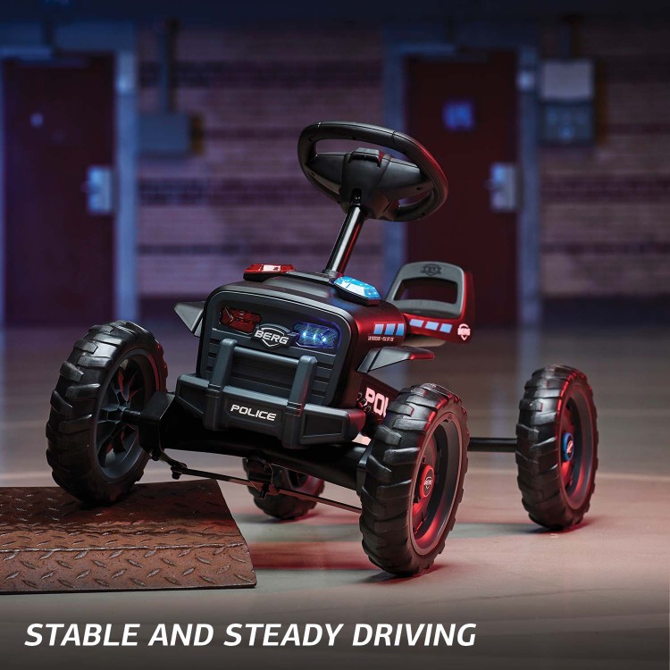 8715839086102_6_BERG Buzzy Police_UBR3_Stable and steady driving.jpg