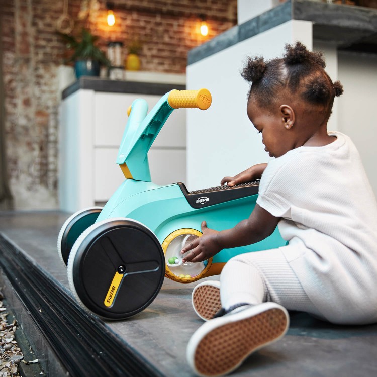 8715839085334_ BERG GO Twirl Turquoise_1500x1500_M2.jpg