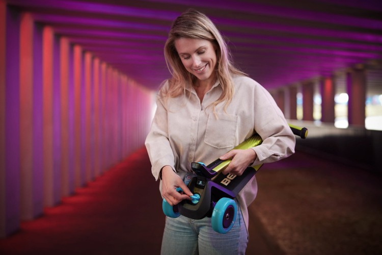 24.77.07.00_8715839090598_BERG Nexo Foldable Lights Mint_Mood Image_20.jpg