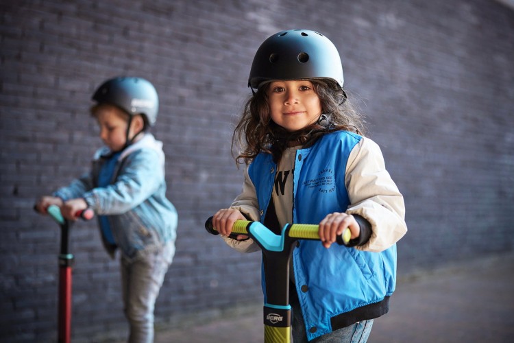 24.77.07.00_8715839090598_BERG Nexo Foldable Lights Mint_Mood Image_2.jpg