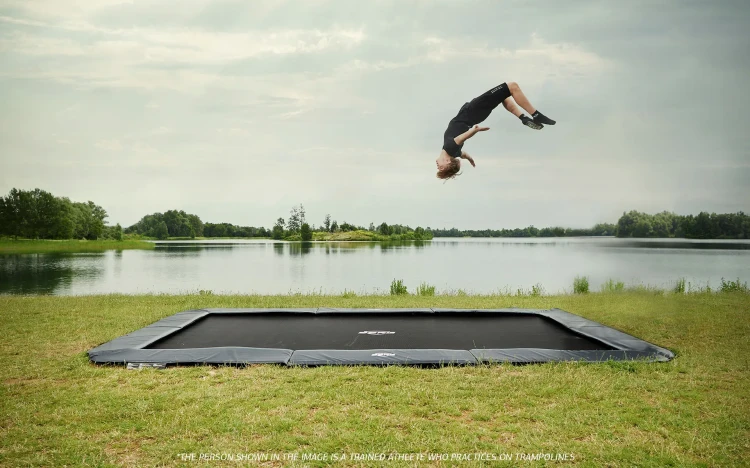 BERG_Ultim_Elite_FlatGround.webp