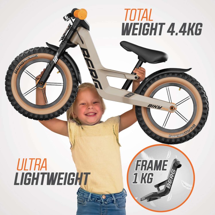24.74.77.00_8715839103373_BERG Biky Trail Sand Handbrake_Ecomkit_EN_2.jpeg