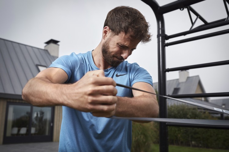 20.23.04.00_8715839086157_BERG PlayBase Resistance bands_Mood Image_1.jpg