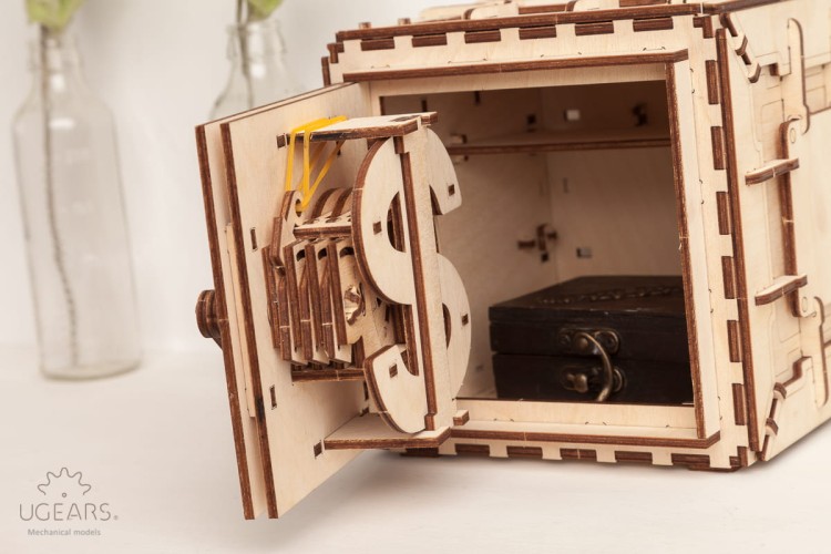 Ugears Safe 8322.jpg