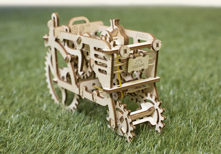 Model Tractor Ugears 14.jpg