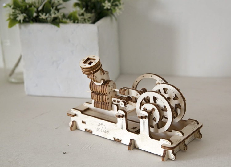 Model Engine Ugears 7.jpg