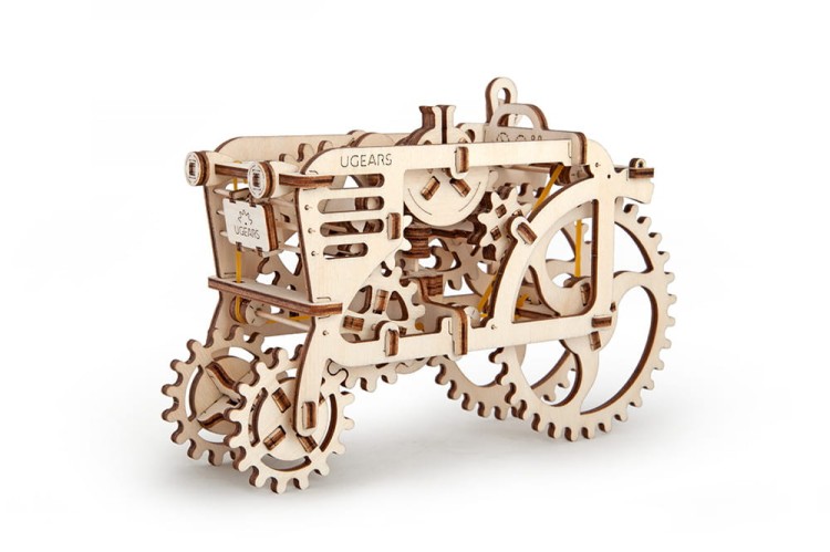 Model Tractor Ugears 2.jpg